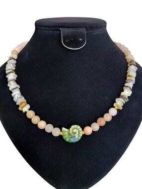 Seashell And Aventurine Beaded Chocker Princess Style Necklace Ceramic Shell